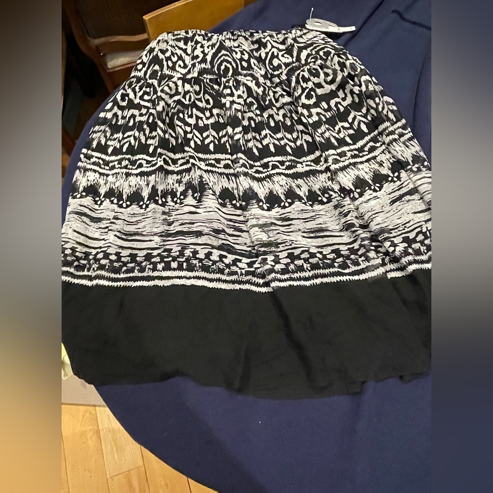 Nine West Black and White Patterned Circle Skirt